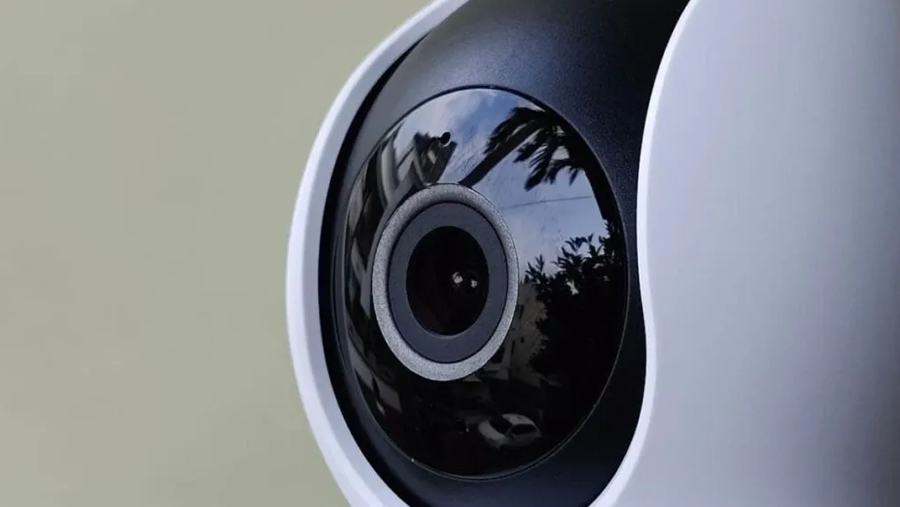 e02